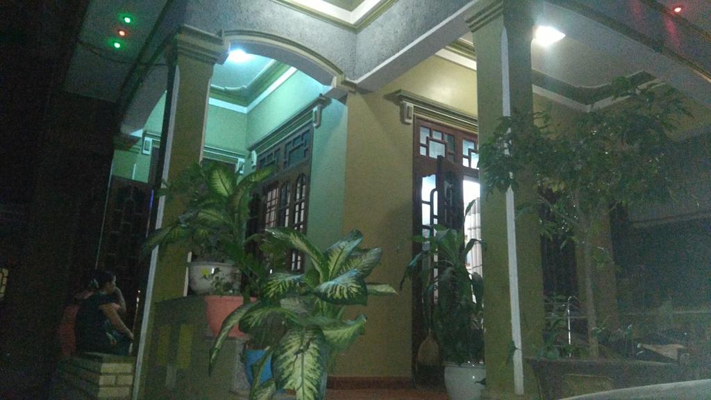 Hoa Phuong Guesthouse Dong Ha Eksteriør bilde