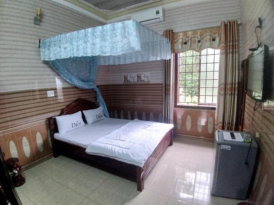 Hoa Phuong Guesthouse Dong Ha Eksteriør bilde